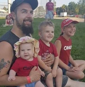 Meet your Posher, Josh